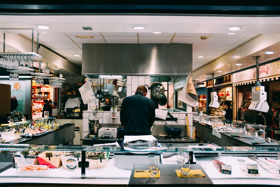 Hoe horeca-apparatuur zorgt voor optimale voedselveiligheid